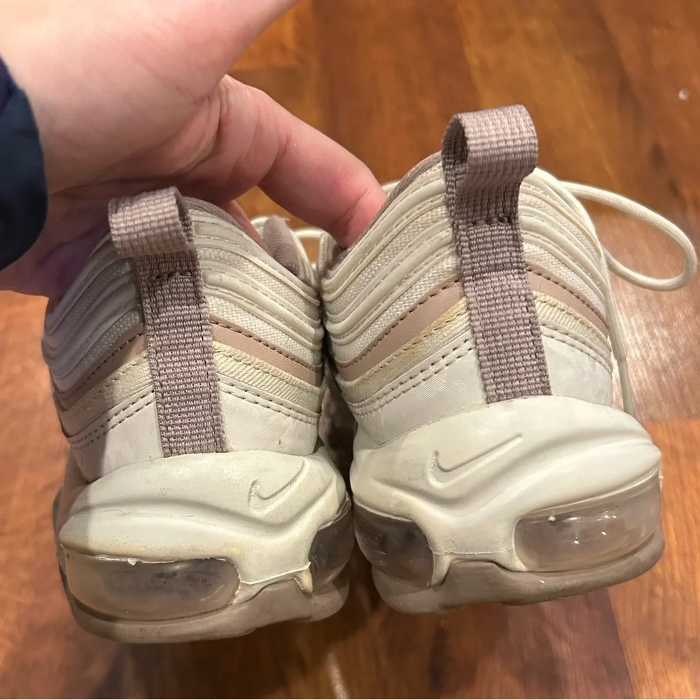 Nike Air Max 97 Barley Rose Low Top Lace Up Size 7 Athletic Running Sneakers
